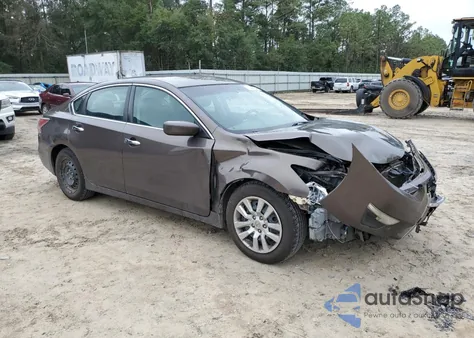 2015 Nissan Altima 2.5 из США, поврежденный, VIN 1N4AL3AP1FC123070